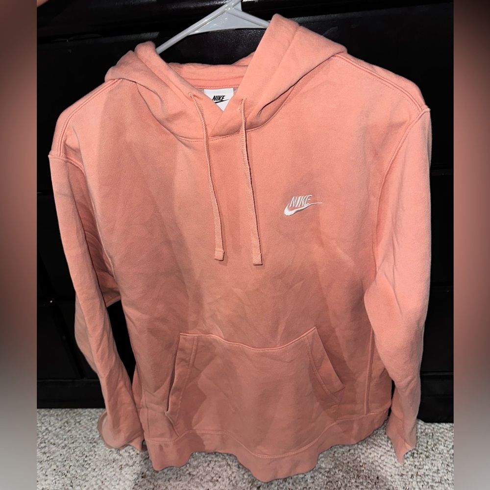 NWOT Nike Hoodie Women Medium